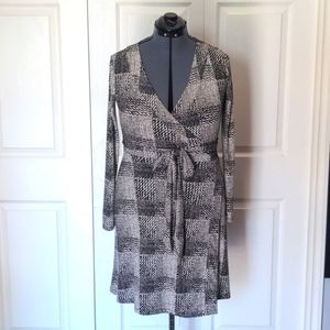 Banana Republic Black and White Print Wrap Dress